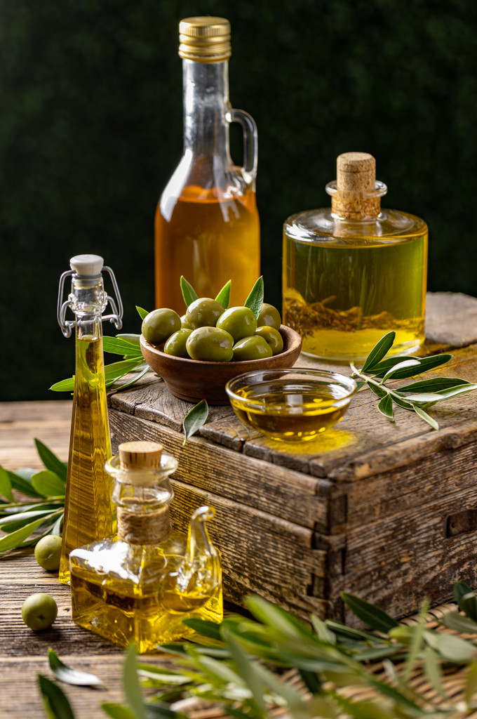 Extra Virgin Olive Oil Olive Oil from the Mediterranean. A great anti inflammatory.